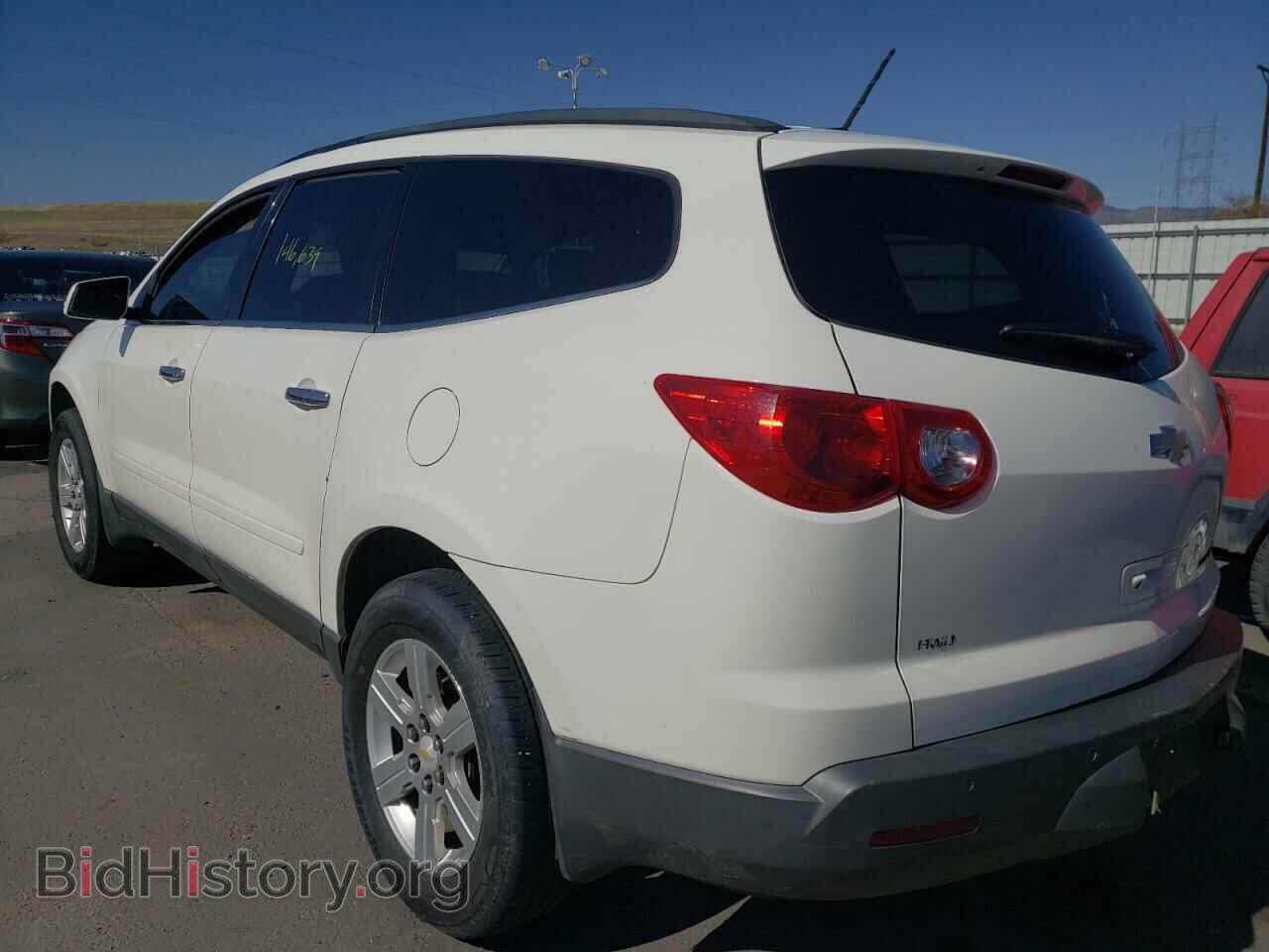 2012 CHEVROLET TRAVERSE - VIN: 1GNKVJED1CJ142973 - Фото 3