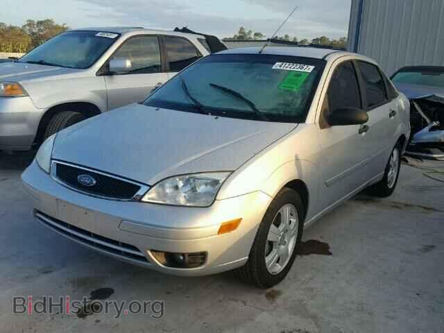 2007 FORD FOCUS - VIN: 1FAHP34N77W154790 - Фото 2