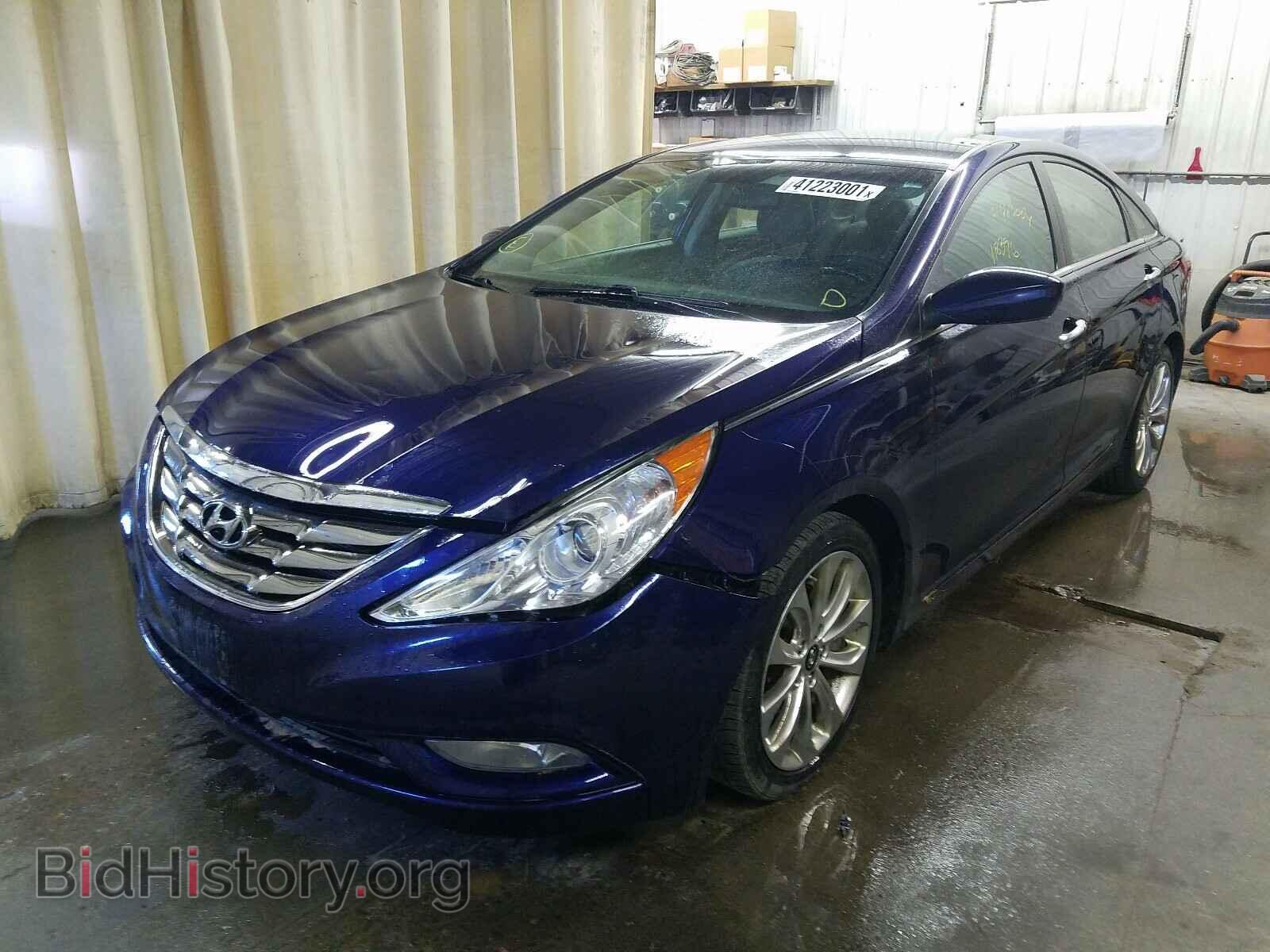 2013 HYUNDAI SONATA - VIN: 5NPEC4AC6DH677446 - Фото 2