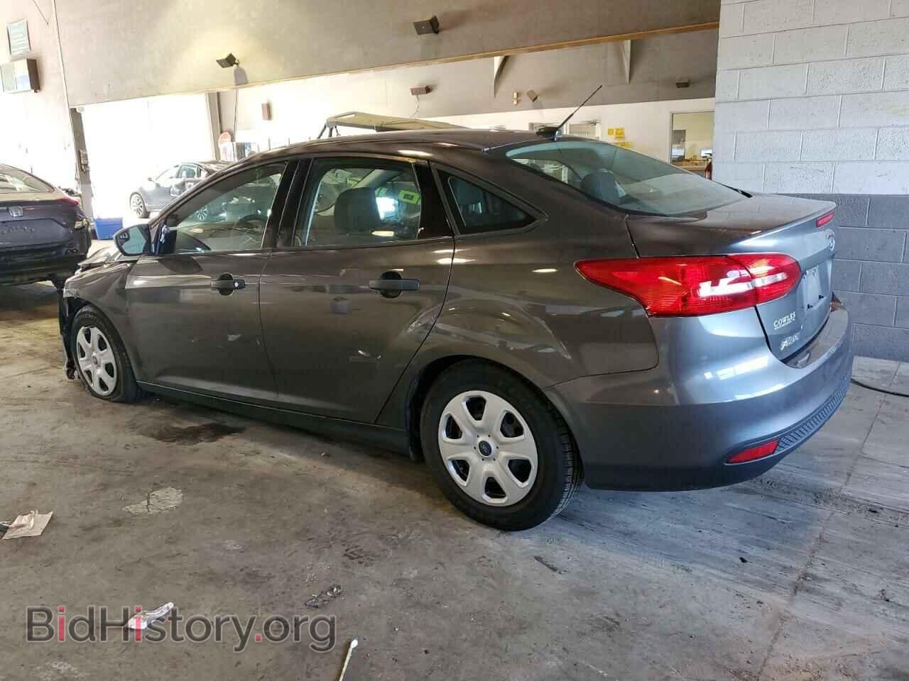 2017 FORD FOCUS - VIN: 1FADP3E23HL256819 - Photo 2