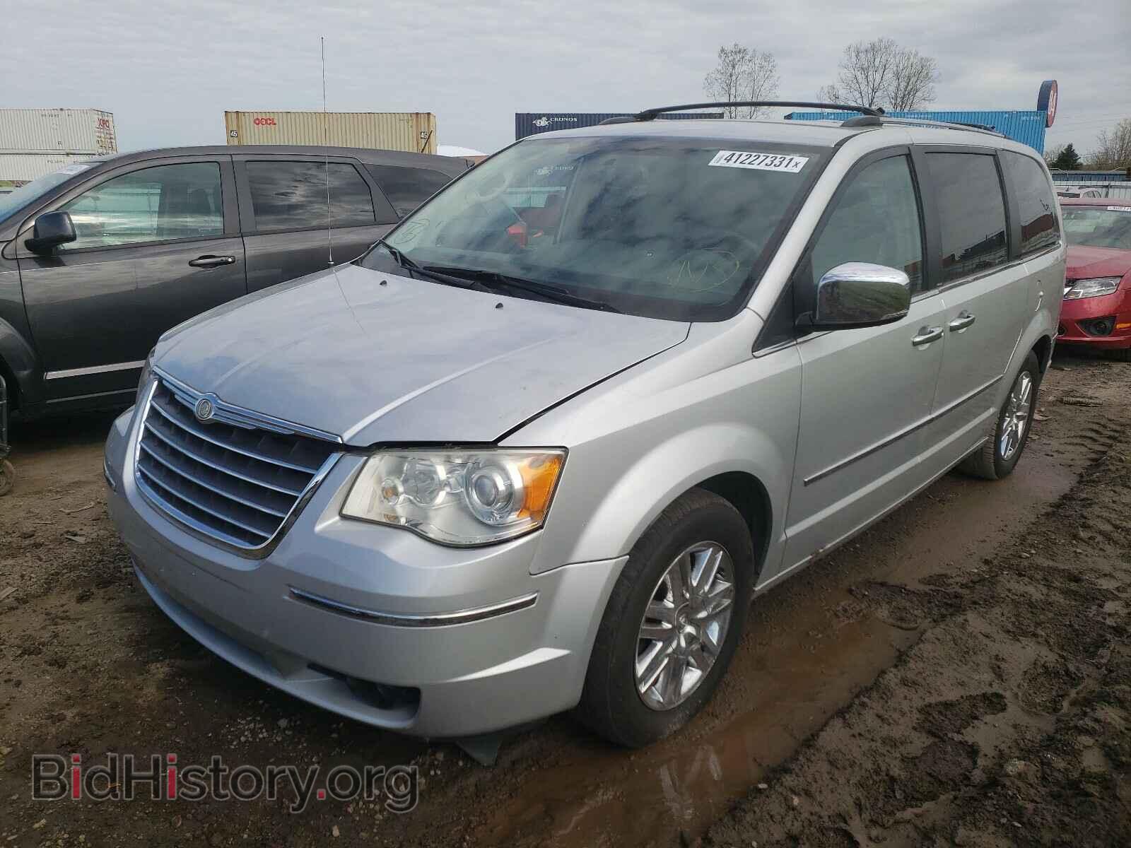 2010 CHRYSLER MINIVAN - VIN: 2A4RR6DX3AR240054 - Фото 2