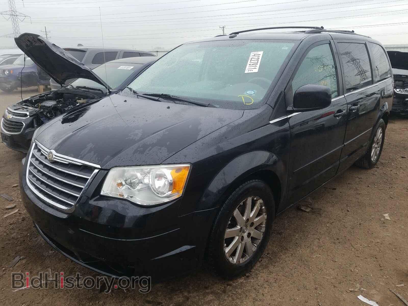 2008 CHRYSLER MINIVAN - VIN: 2A8HR54P88R728771 - Фото 2