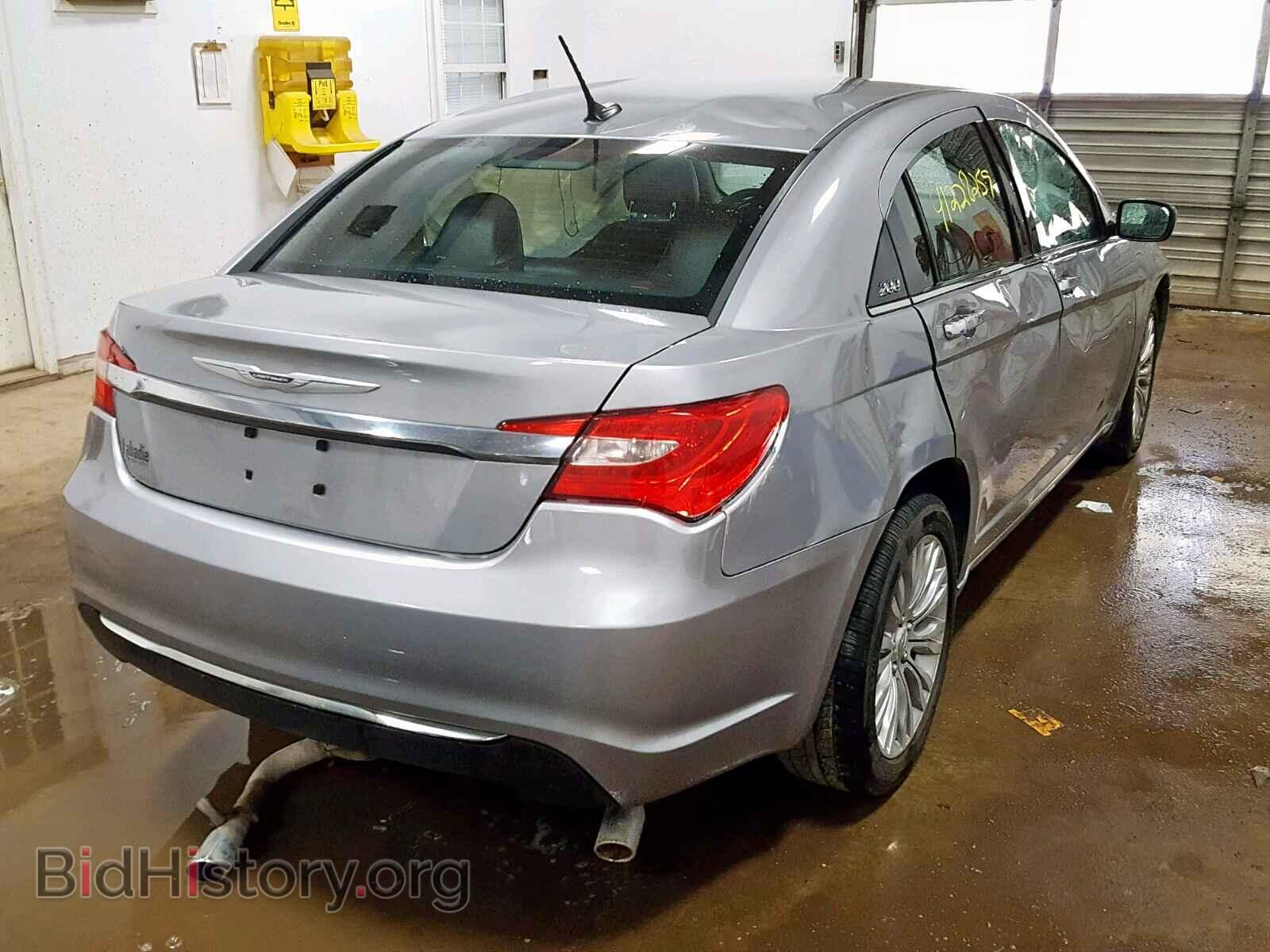 2013 CHRYSLER 200 - VIN: 1C3CCBCG4DN553143 - Photo 4