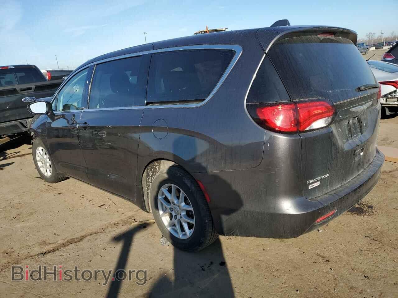 2017 CHRYSLER PACIFICA - VIN: 2C4RC1DG1HR744588 - Фото 2