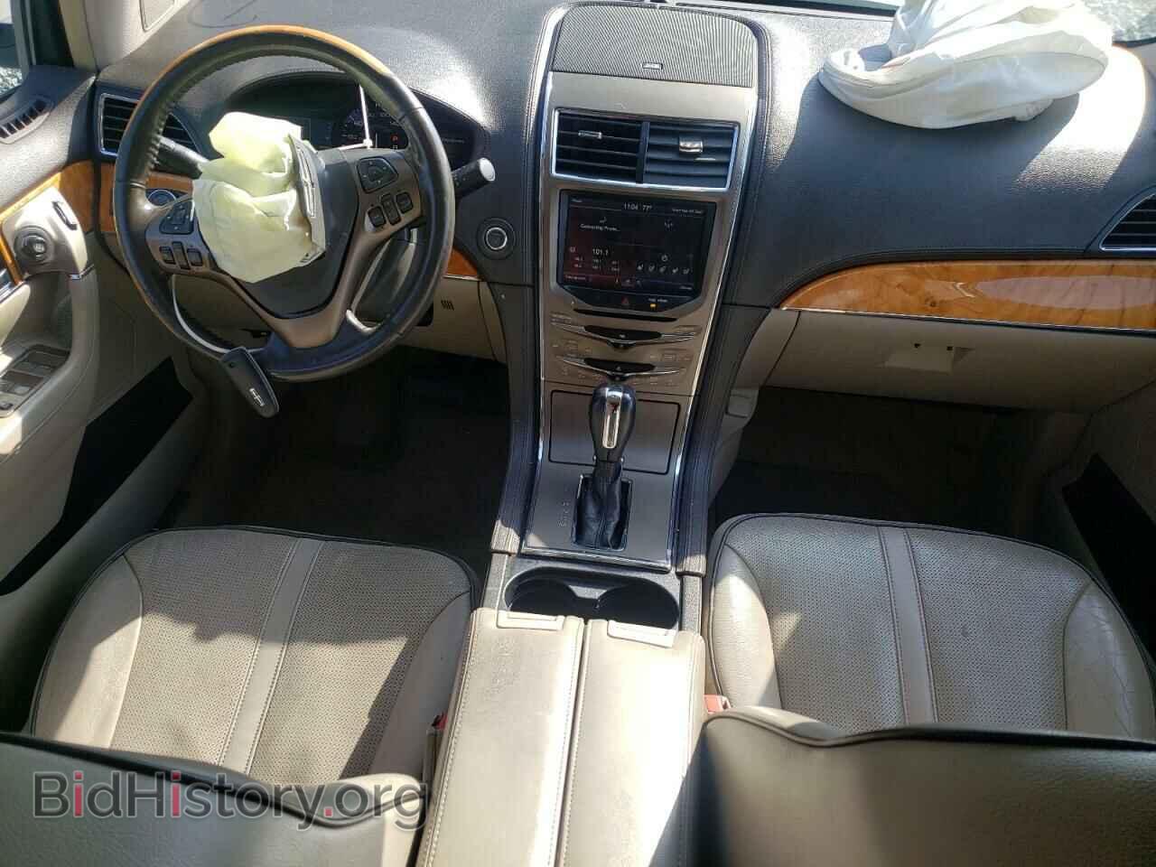 2011 LINCOLN MKX - VIN: 2LMDJ8JKXBBJ07409 - Photo 8