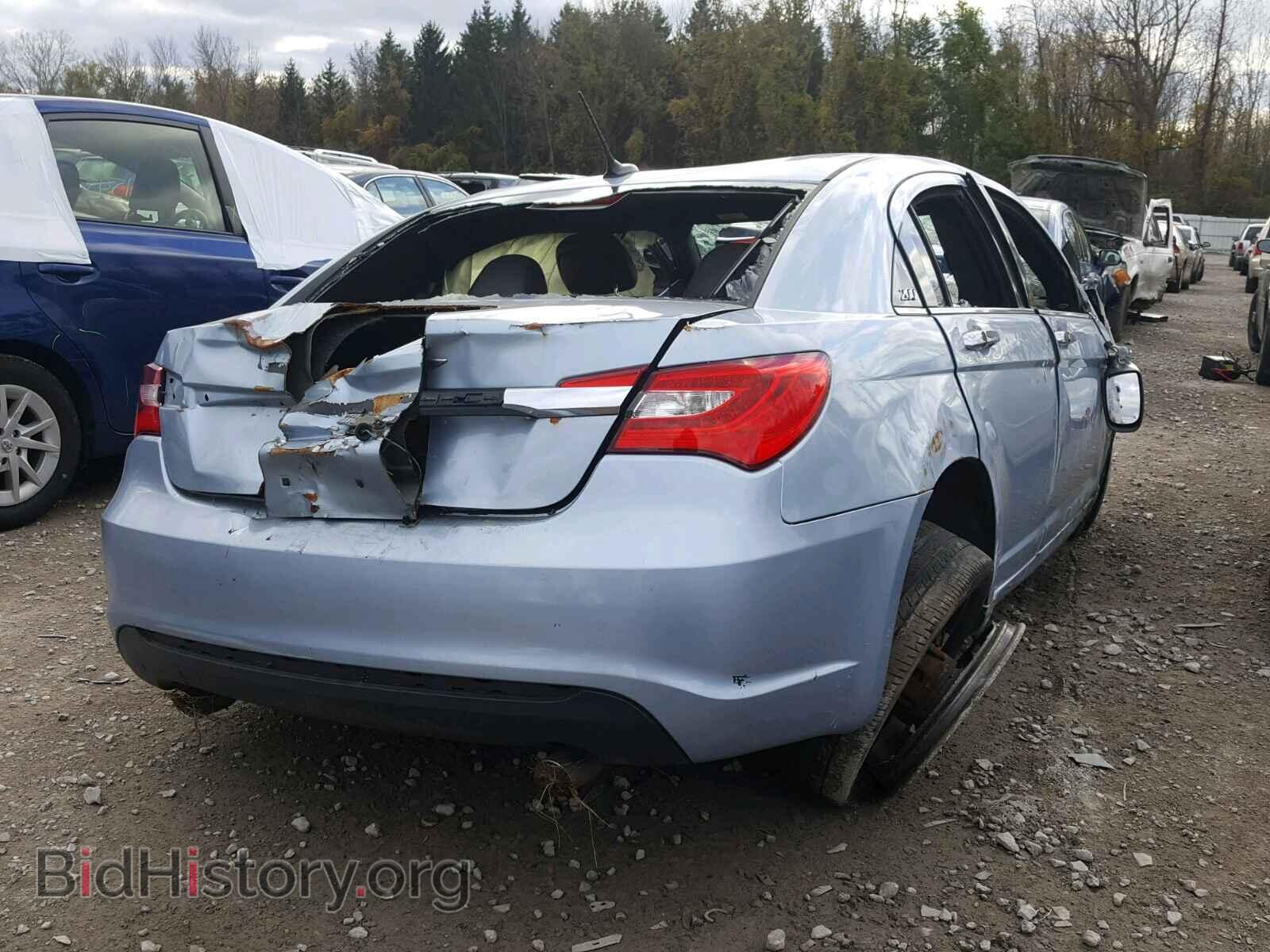 2013 CHRYSLER 200 - VIN: 1C3CCBCG0DN702227 - Фото 4