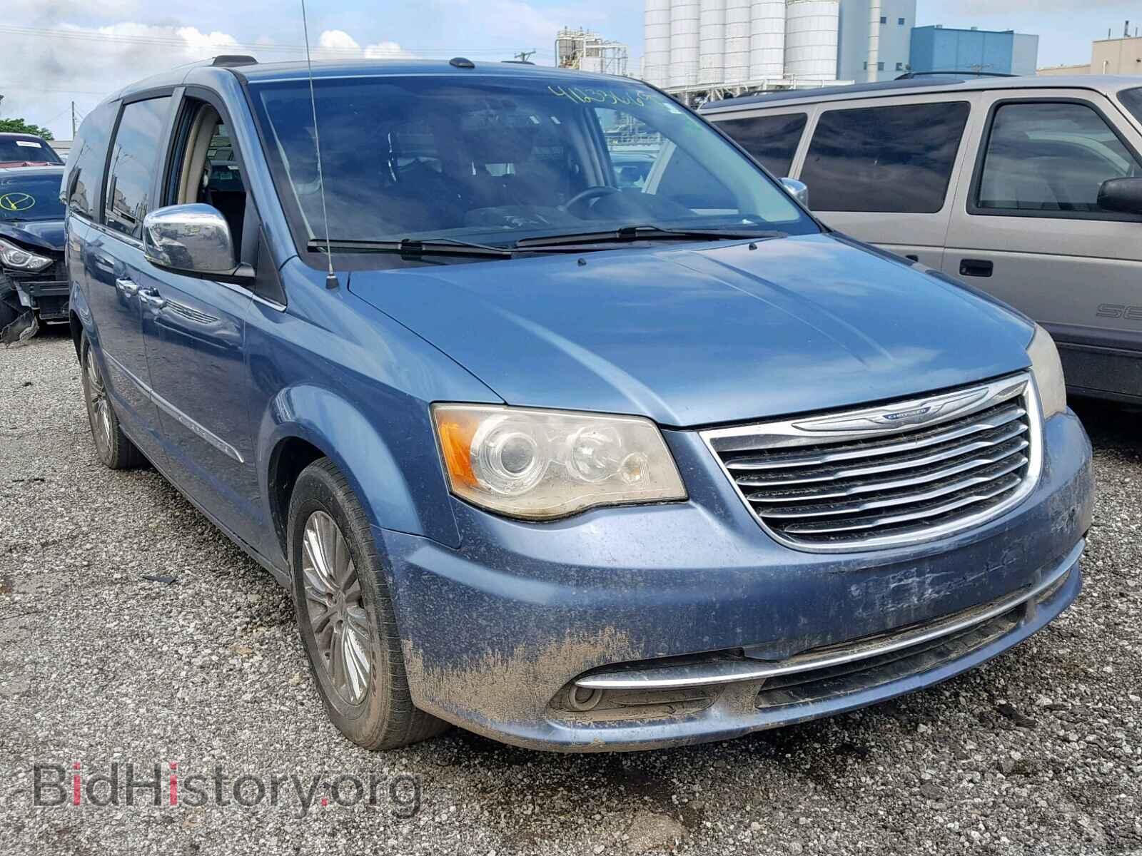 Photo 2A4RR6DG7BR716081 - CHRYSLER TOWN & COU 2011