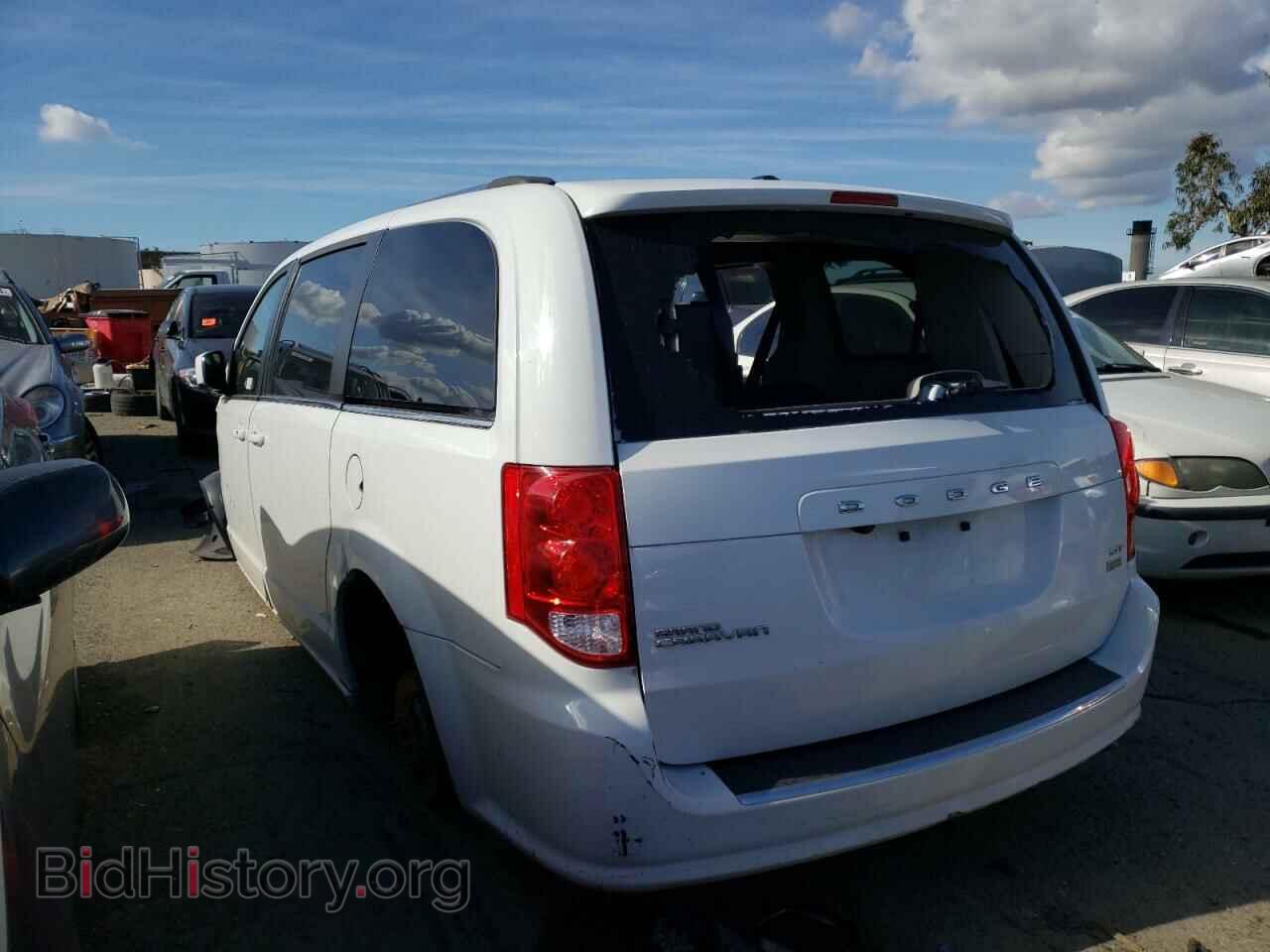 2019 DODGE CARAVAN - VIN: 2C4RDGCG2KR662345 - Photo 2
