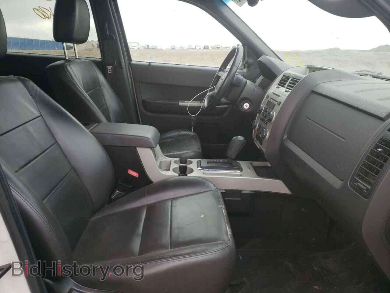 2011 FORD ESCAPE - VIN: 1FMCU9DG0BKB81052 - Photo 5