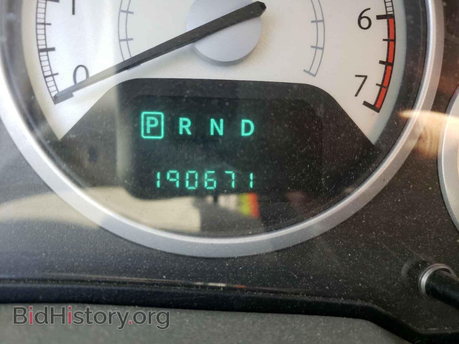 2008 CHRYSLER MINIVAN - VIN: 2A8HR54P28R803528 - Фото 6