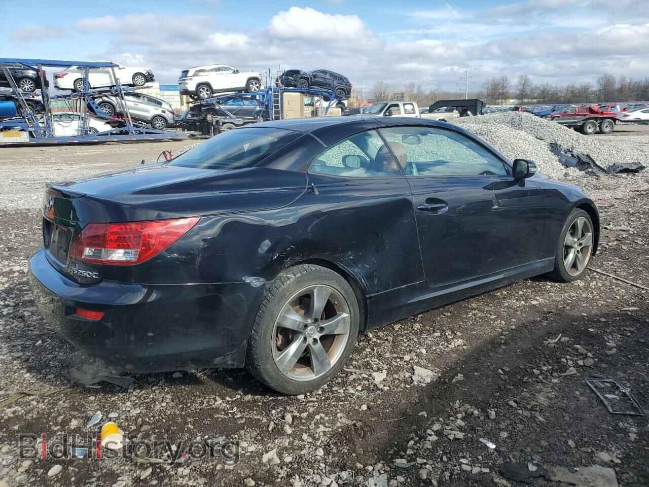 2011 LEXUS IS - VIN: JTHFF2C25B2519813 - Photo 3
