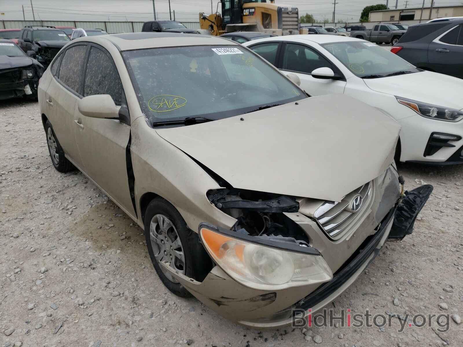 Photo KMHDU4AD6AU073748 - HYUNDAI ELANTRA 2010