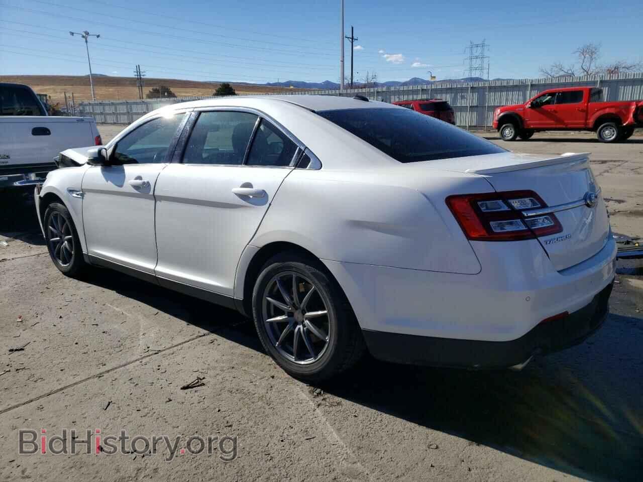2013 FORD TAURUS - VIN: 1FAHP2H85DG172256 - Фото 2