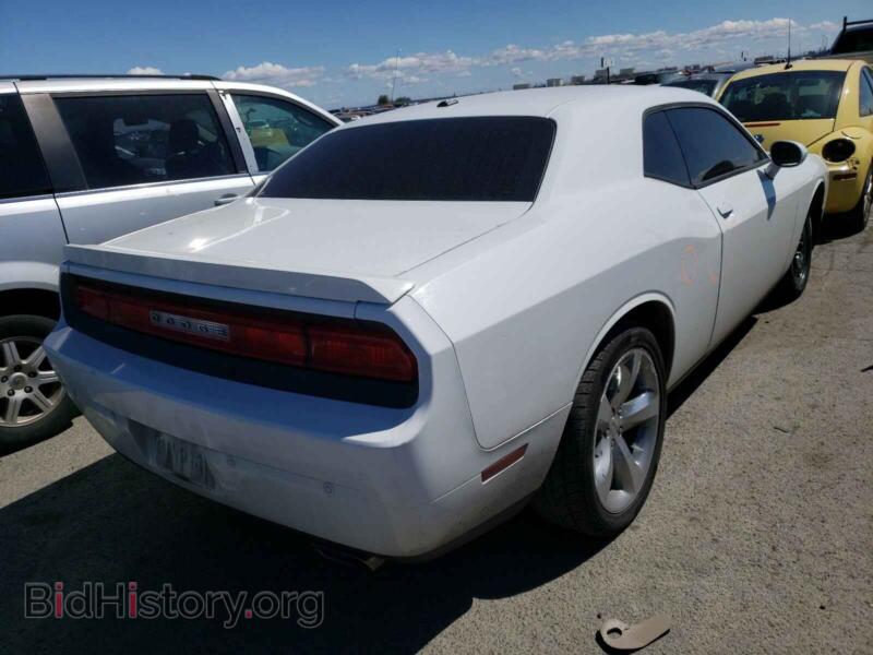 2013 Dodge CHALLENGER (VIN 2C3CDYAG3DH501286) — photo 4 of 10