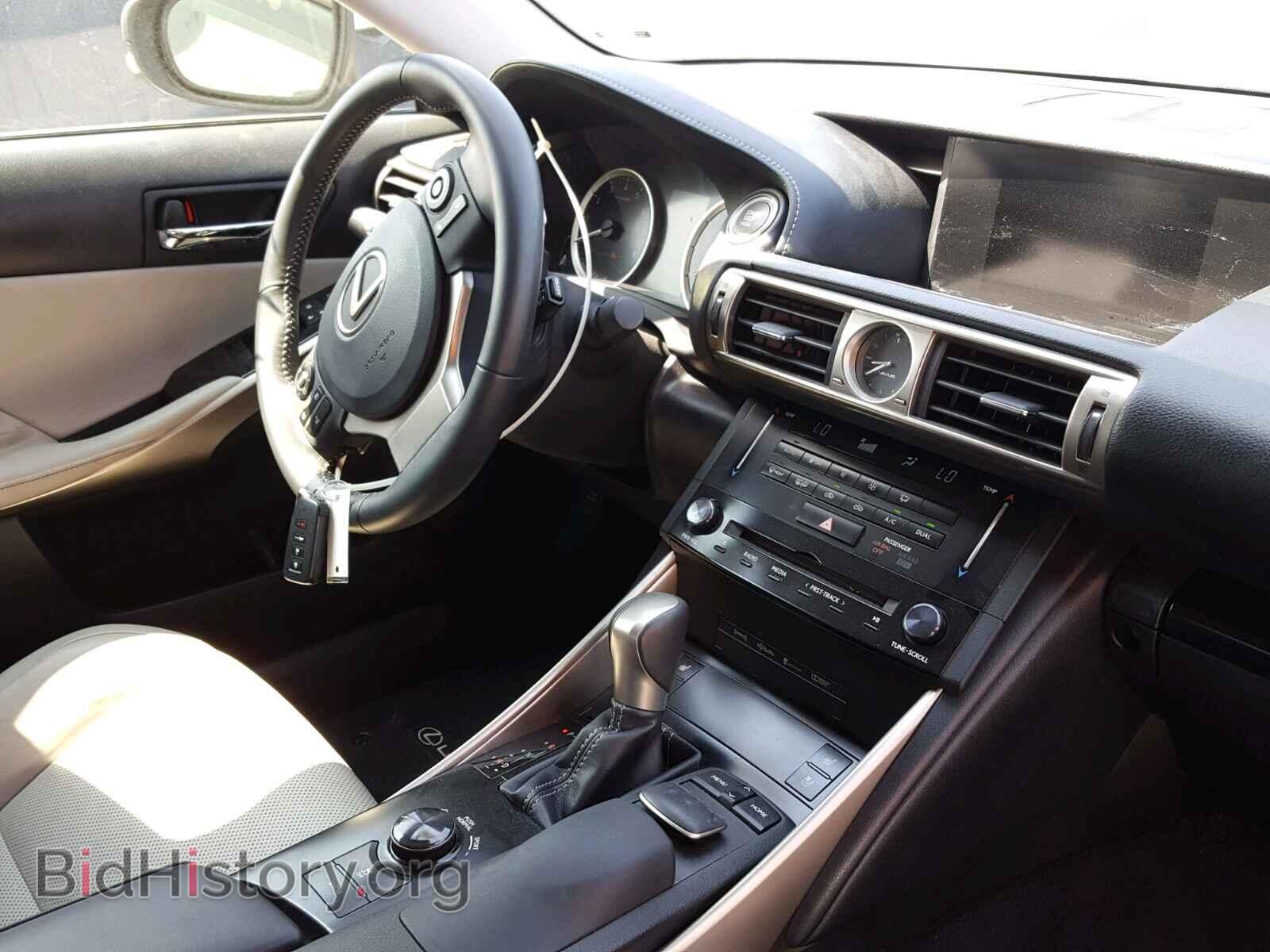 2014 LEXUS IS - VIN: JTHBE1D29E5004472 - Photo 9