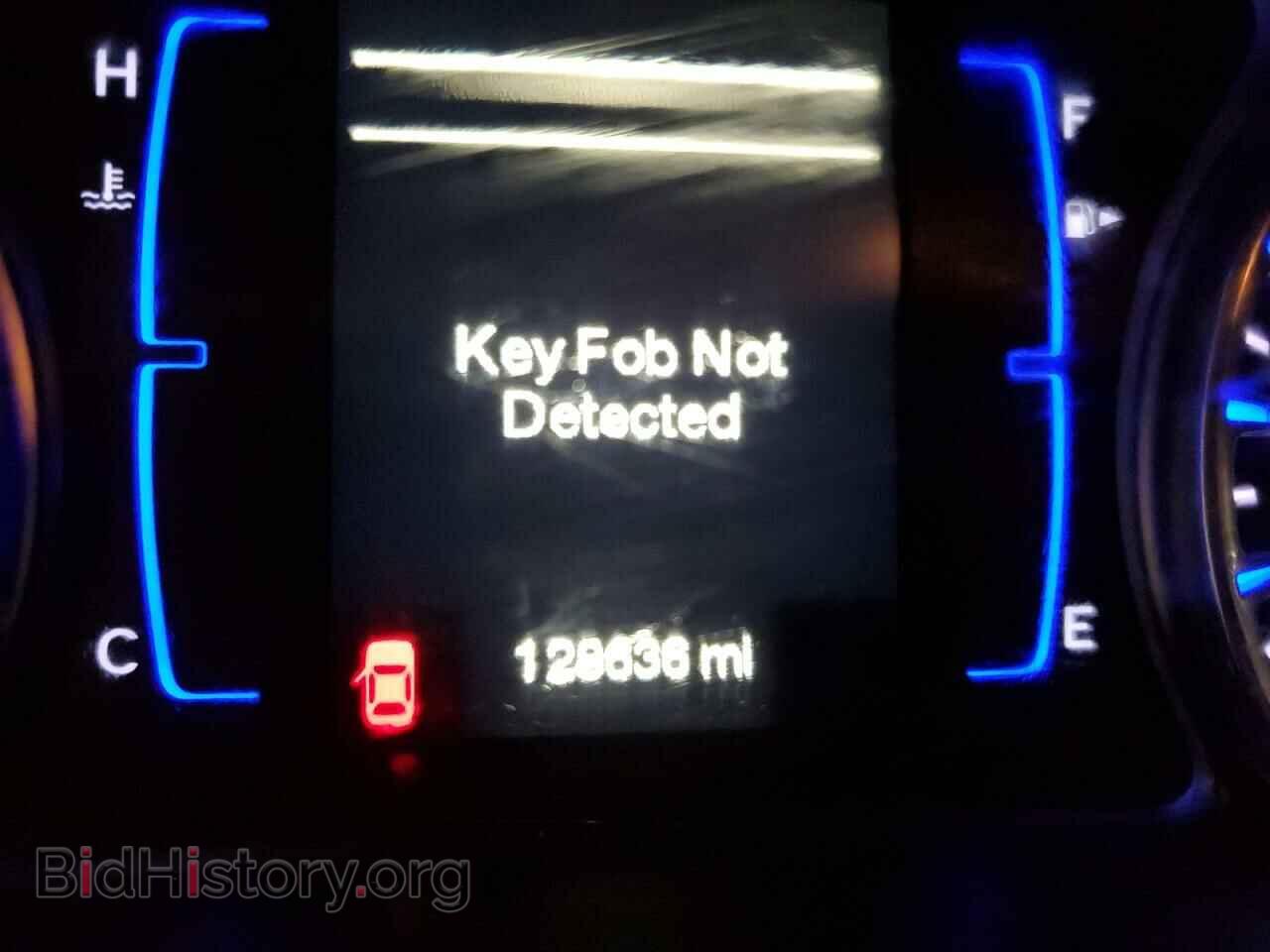 2015 CHRYSLER 200 - VIN: 1C3CCCAB1FN577657 - Фото 9