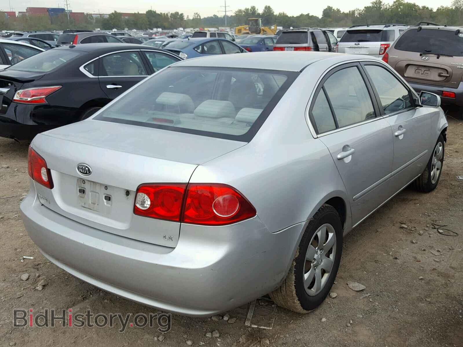 2007 KIA OPTIMA - VIN: KNAGE123775151330 - Фото 4