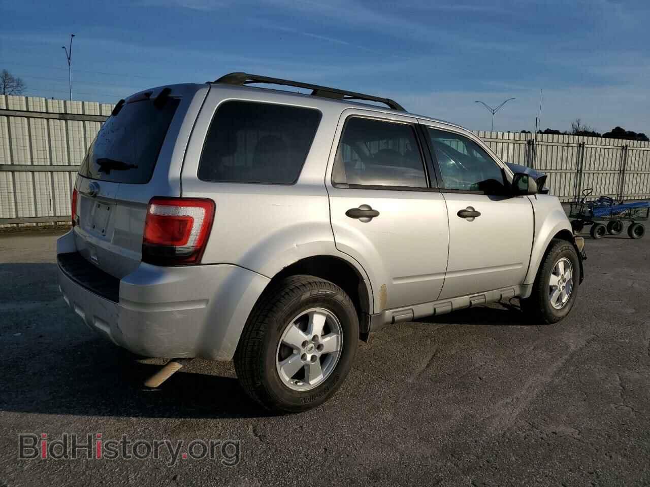 2010 FORD ESCAPE - VIN: 1FMCU0C76AKA53149 - Фото 3
