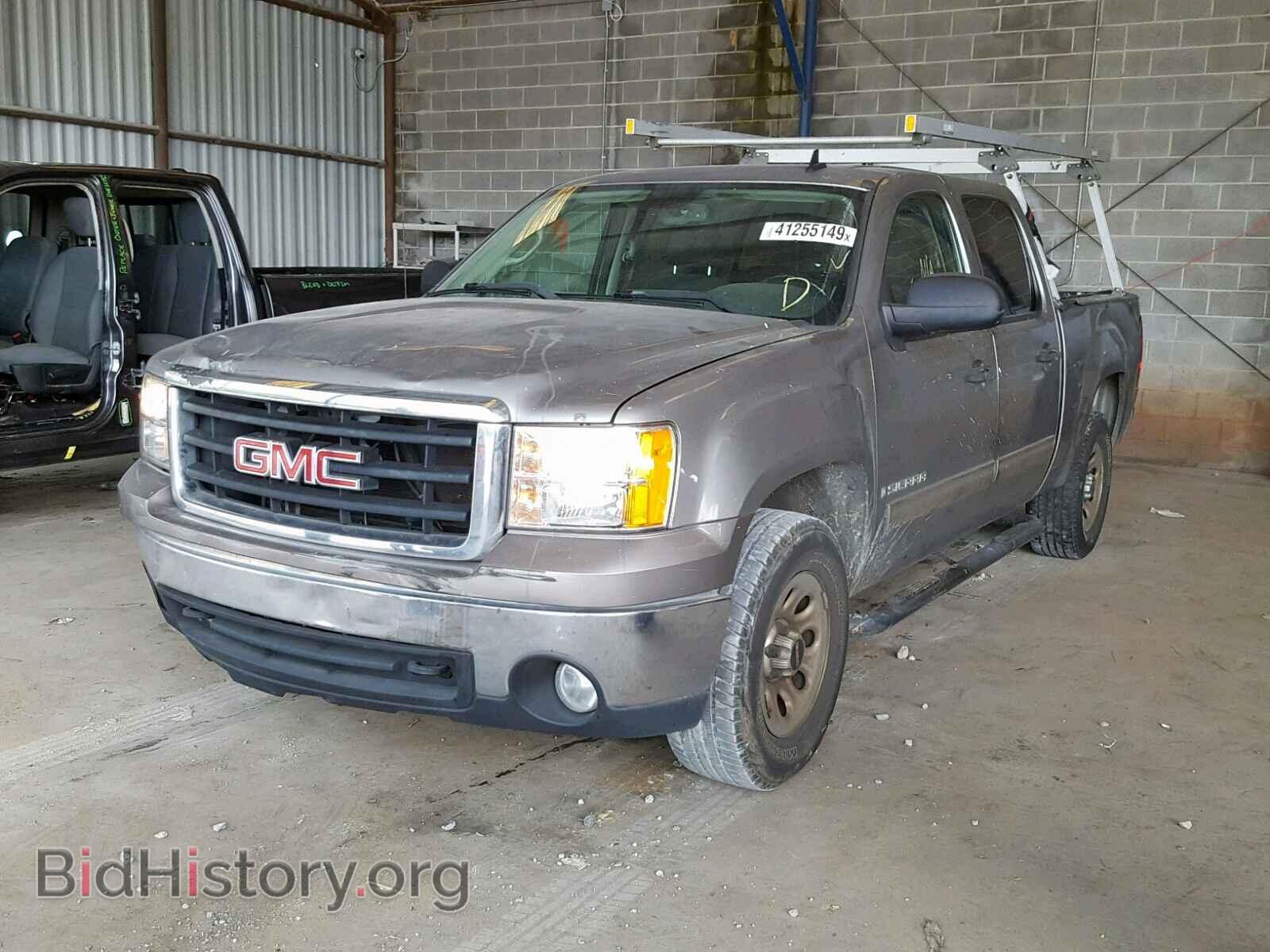 2007 GMC NEW SIERRA - VIN: 2GTEC13C571501005 - Фото 2