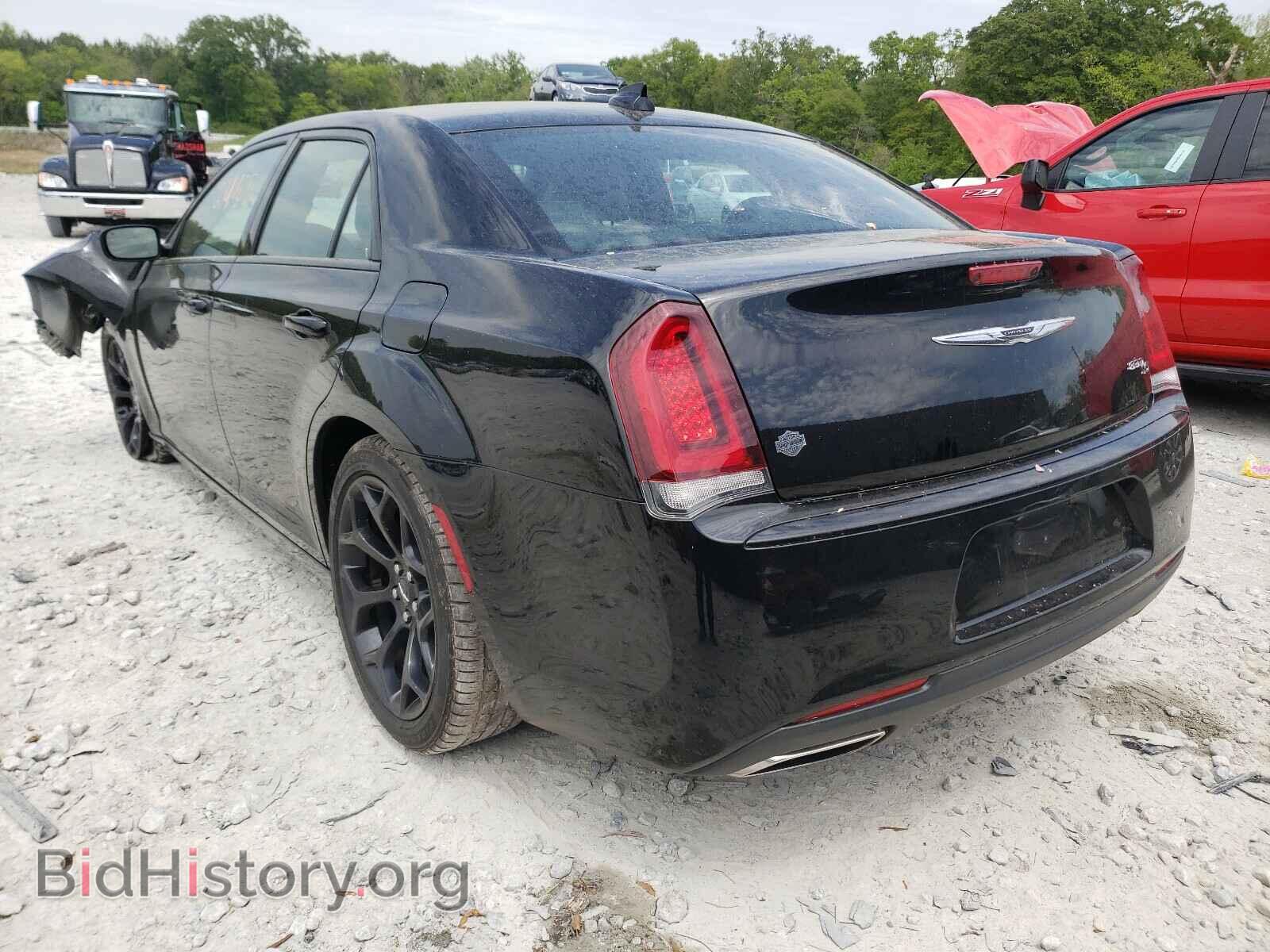2019 CHRYSLER 300 - VIN: 2C3CCABG4KH515591 - Фото 3