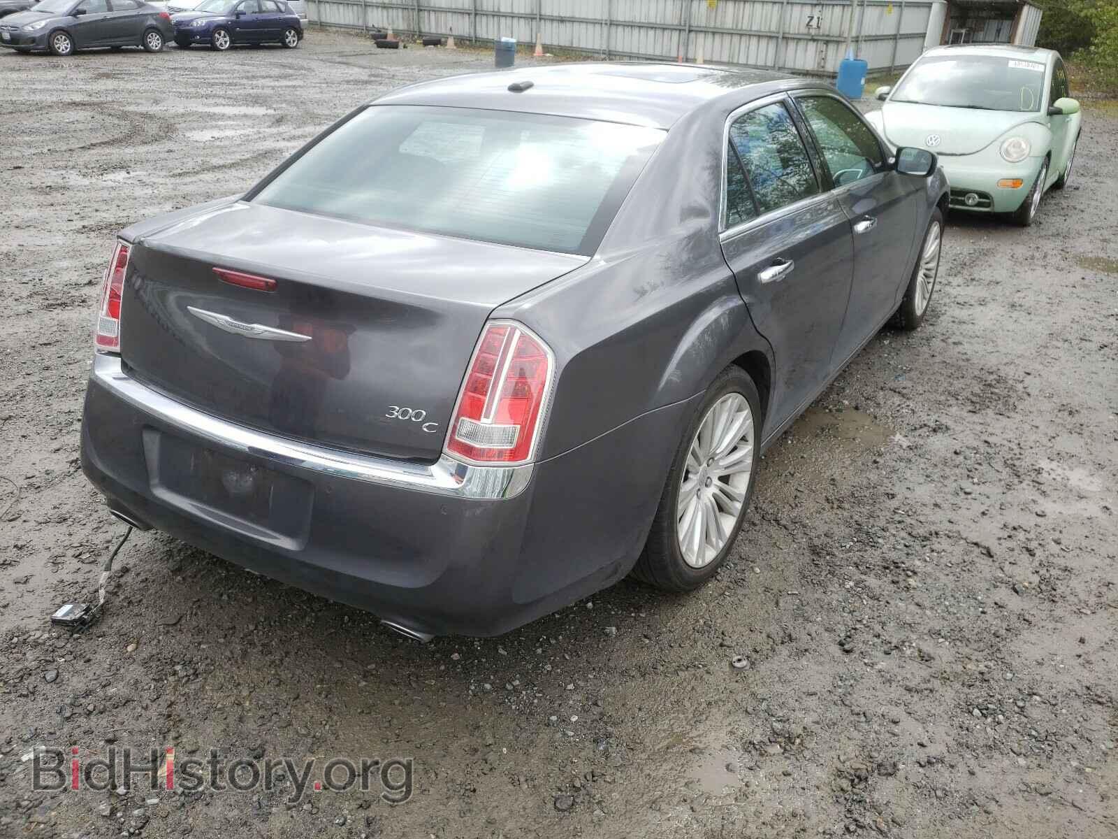 2013 CHRYSLER 300 - VIN: 2C3CCAETXDH735748 - Фото 4