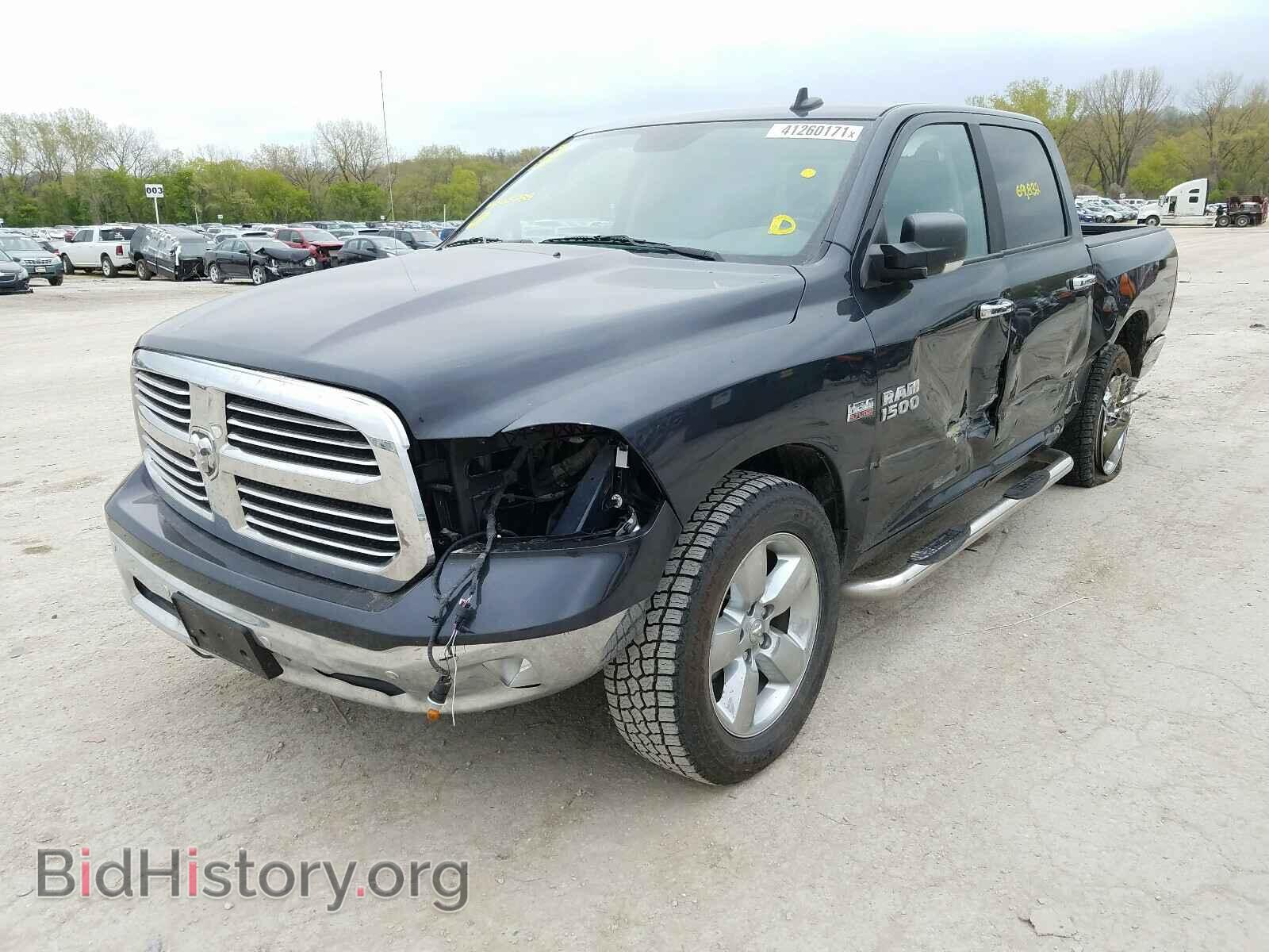 2017 RAM 1500 - VIN: 3C6RR7LT7HG665388 - Photo 2