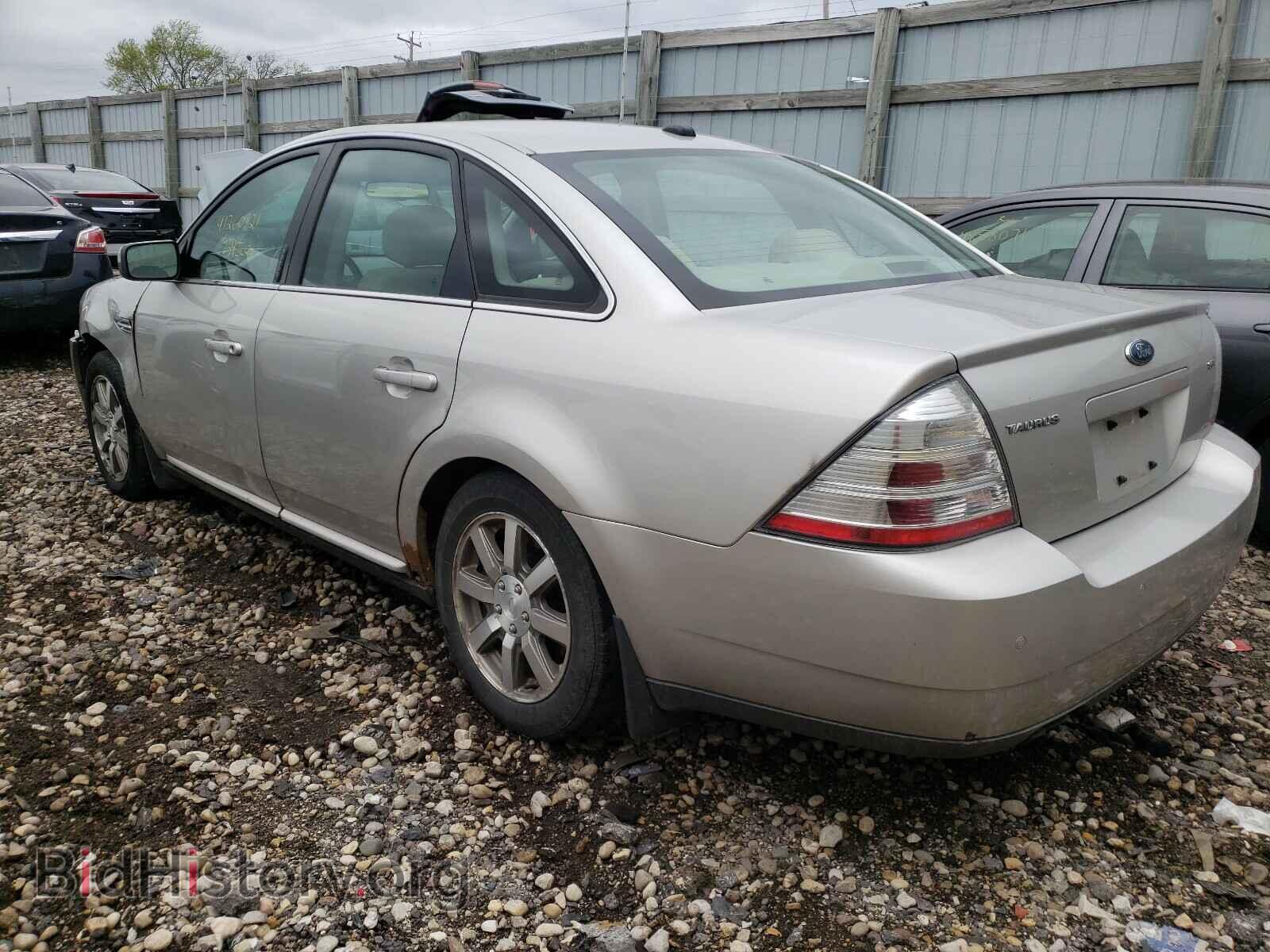 2008 FORD TAURUS - VIN: 1FAHP24W48G177670 - Фото 3