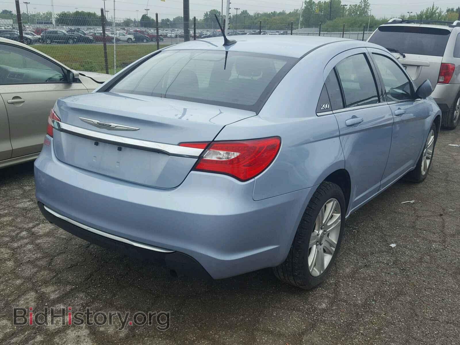 2013 CHRYSLER 200 - VIN: 1C3CCBBB7DN723114 - Фото 4