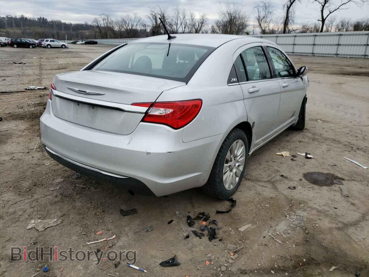 2012 CHRYSLER 200 - VIN: 1C3CCBAB3CN126798 - Фото 4