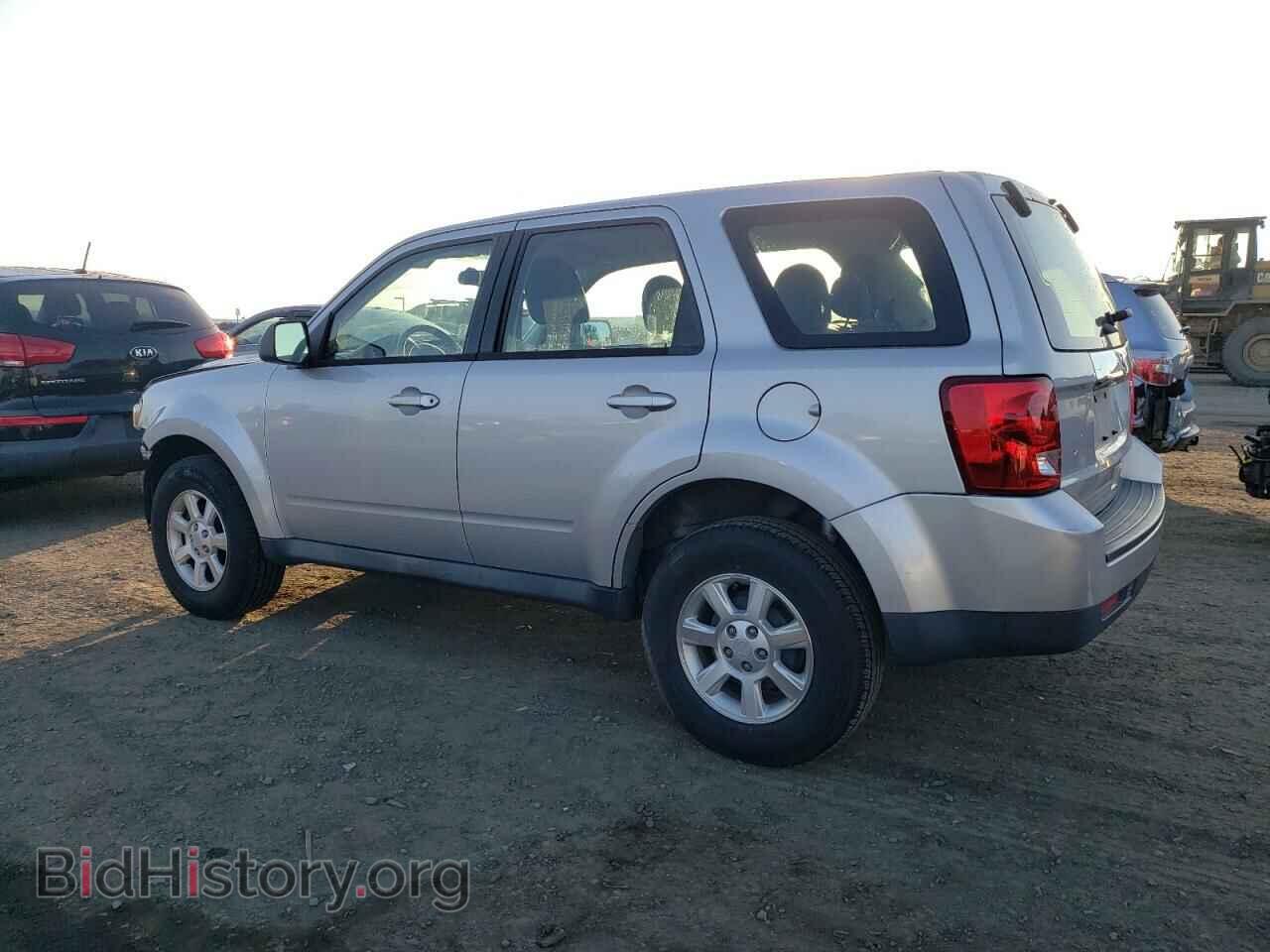 2011 MAZDA TRIBUTE - VIN: 4F2CY0C76BKM03812 - Фото 2