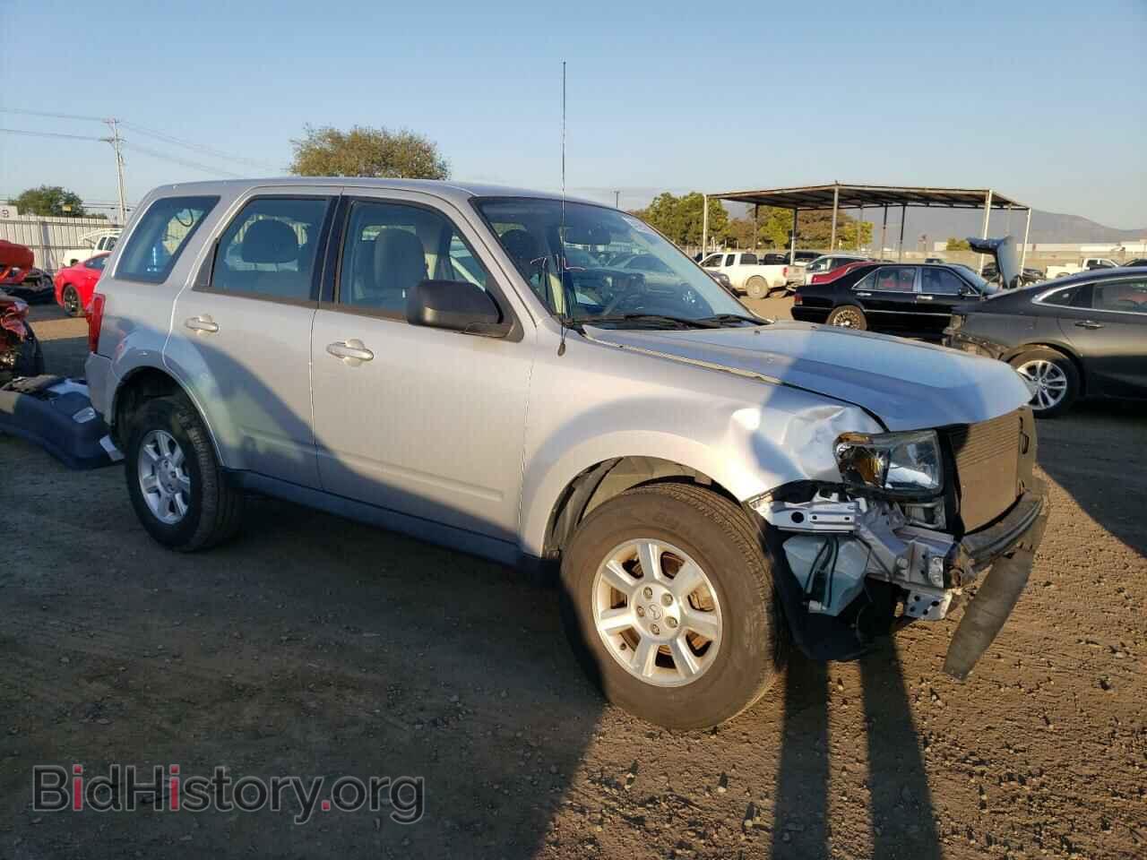 2011 MAZDA TRIBUTE - VIN: 4F2CY0C76BKM03812 - Фото 4