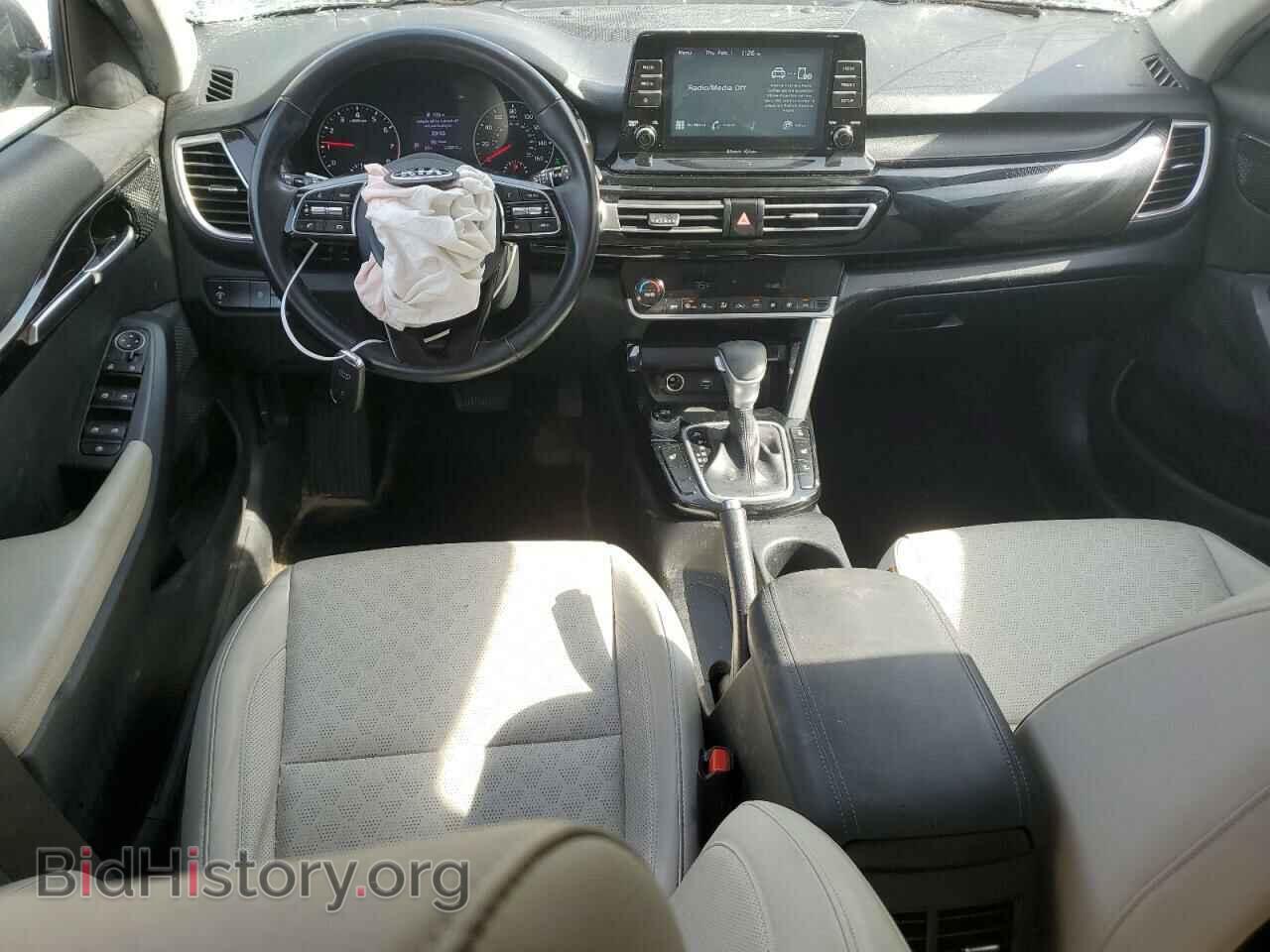 2021 KIA SELTOS - VIN: KNDERCAA5M7077772 - Фото 8