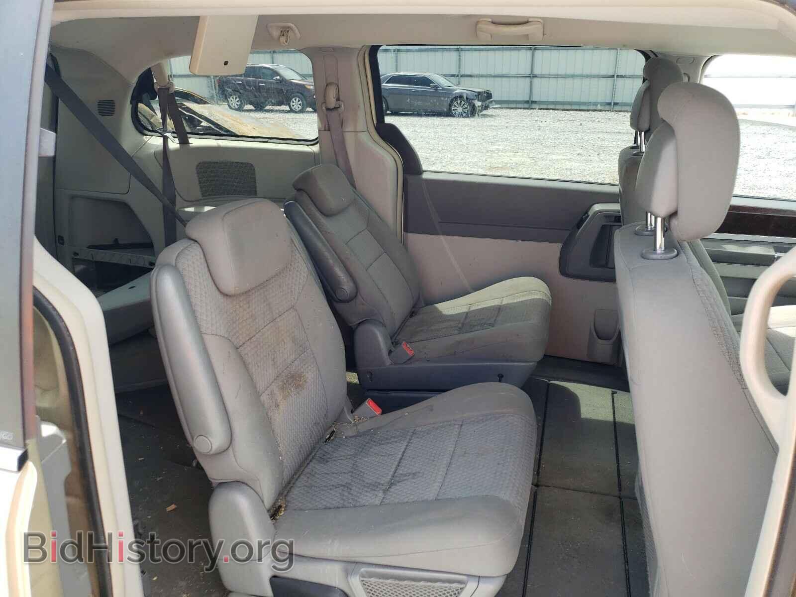 2010 CHRYSLER MINIVAN - VIN: 2A4RR5D11AR352664 - Photo 6