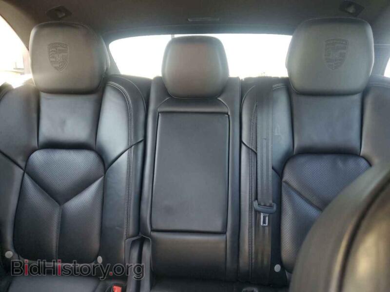 2017 Porsche CAYENNE (VIN WP1AA2A29HKA85903) — фото 10 из 14