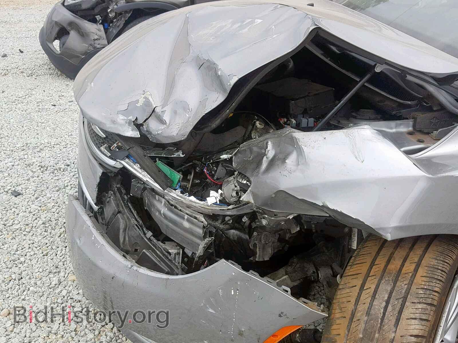 2015 CHRYSLER 200 - VIN: 1C3CCCAB1FN631667 - Фото 9