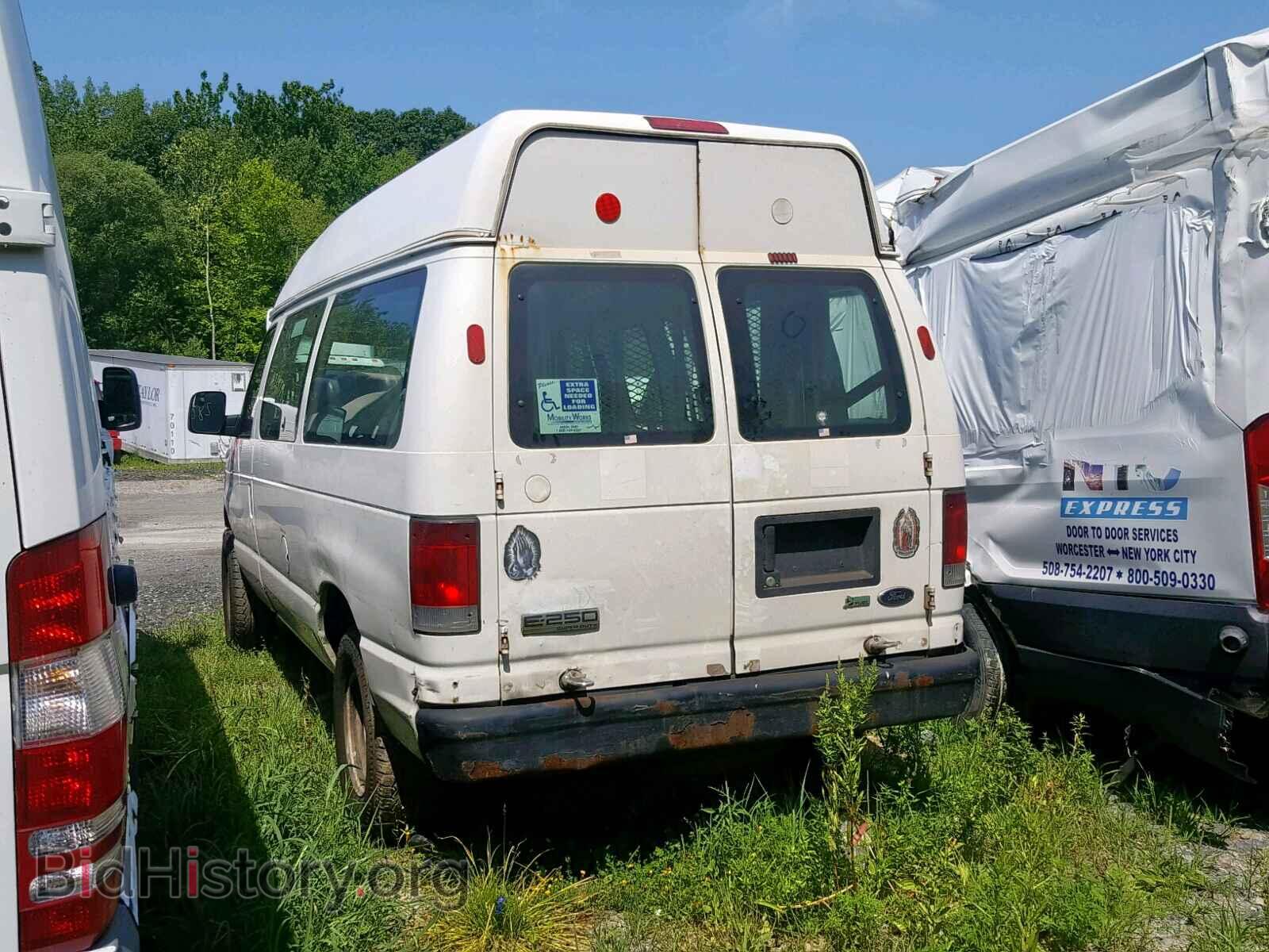 2010 FORD ECONOLINE - VIN: 1FTNE2EW4ADA99643 - Фото 3