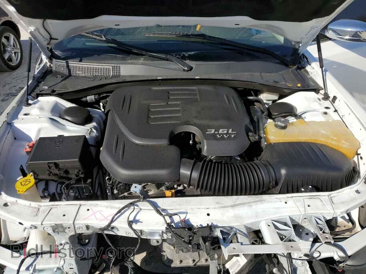 2014 CHRYSLER 300 - VIN: 2C3CCAEG3EH189864 - Фото 11