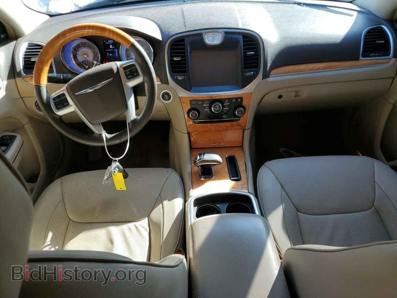 2014 CHRYSLER 300 - VIN: 2C3CCAEG3EH189864 - Фото 8