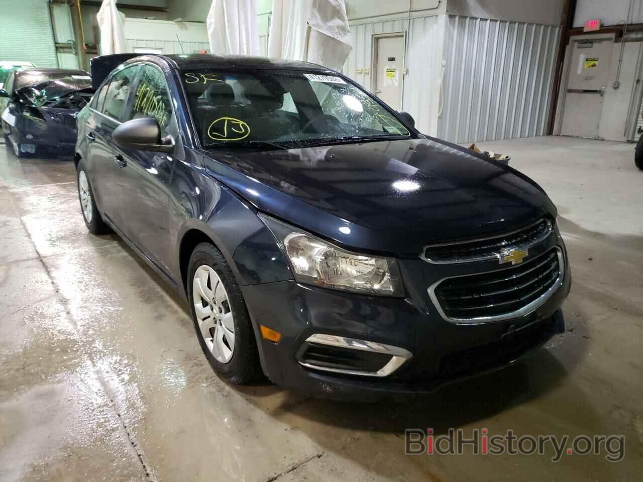 Photo 1G1PA5SG0F7137872 - CHEVROLET CRUZE 2015