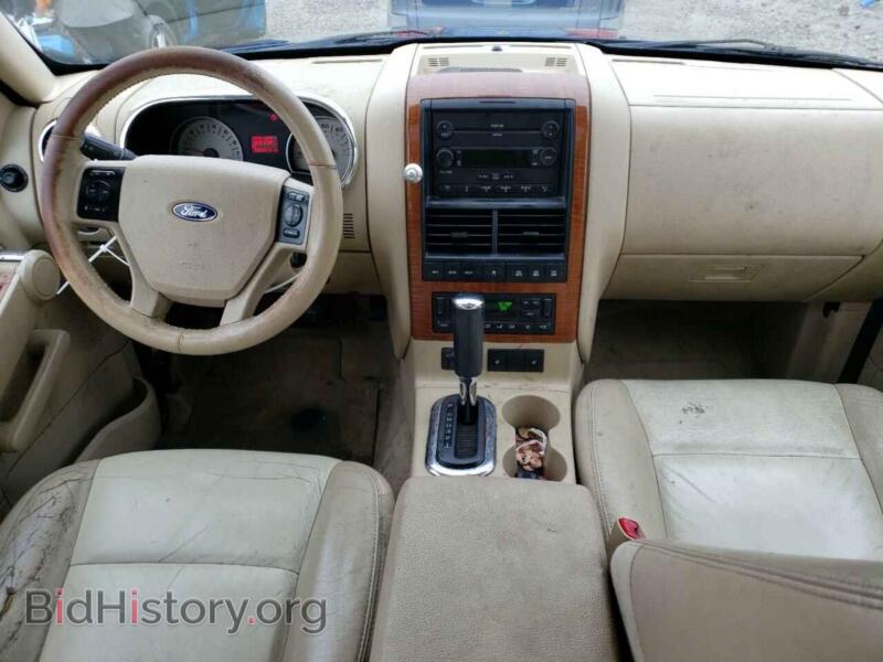 2006 Ford EXPLORER (VIN 1FMEU74846UA17612) — фото 8 из 13