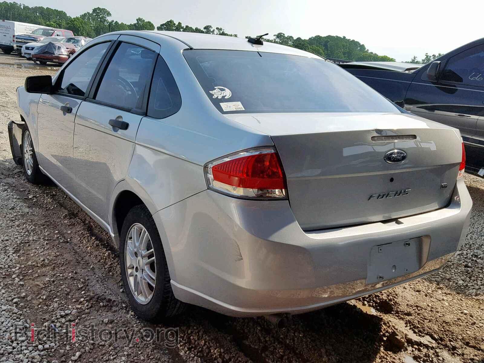 2009 FORD FOCUS SE - VIN: 1FAHP35N09W194792 - Фото 3
