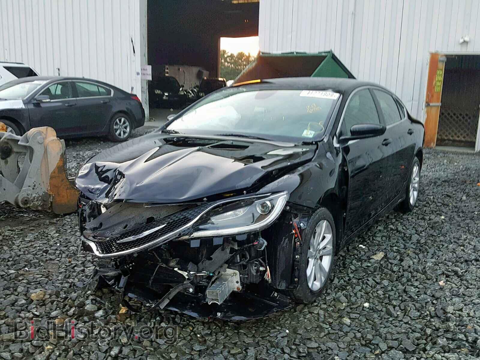 2016 CHRYSLER 200 - VIN: 1C3CCCAB7GN165700 - Photo 2