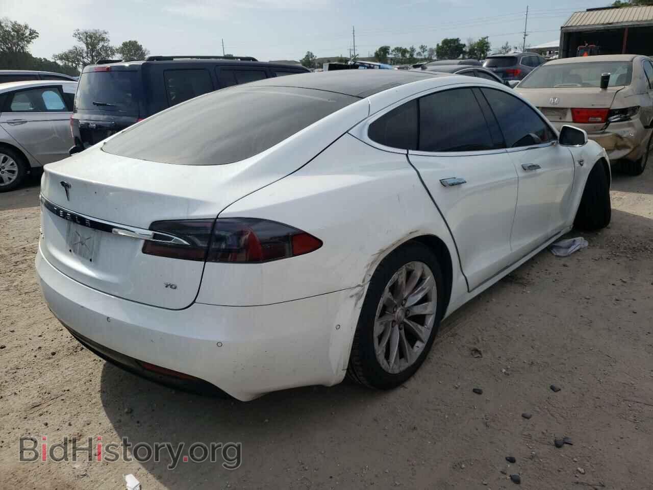 2016 TESLA MODEL S - VIN: 5YJSA1E18GF142766 - Photo 4