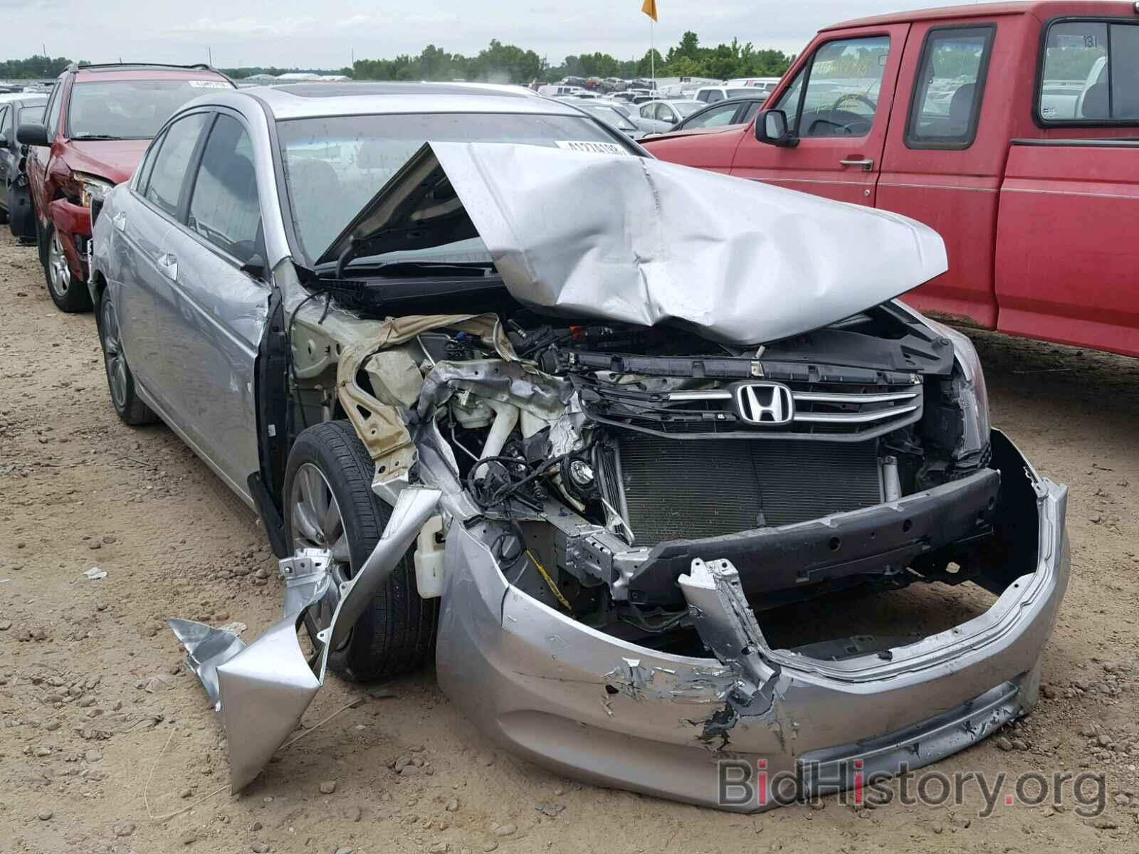 Photo 1HGCP2F83CA187297 - HONDA ACCORD 2012