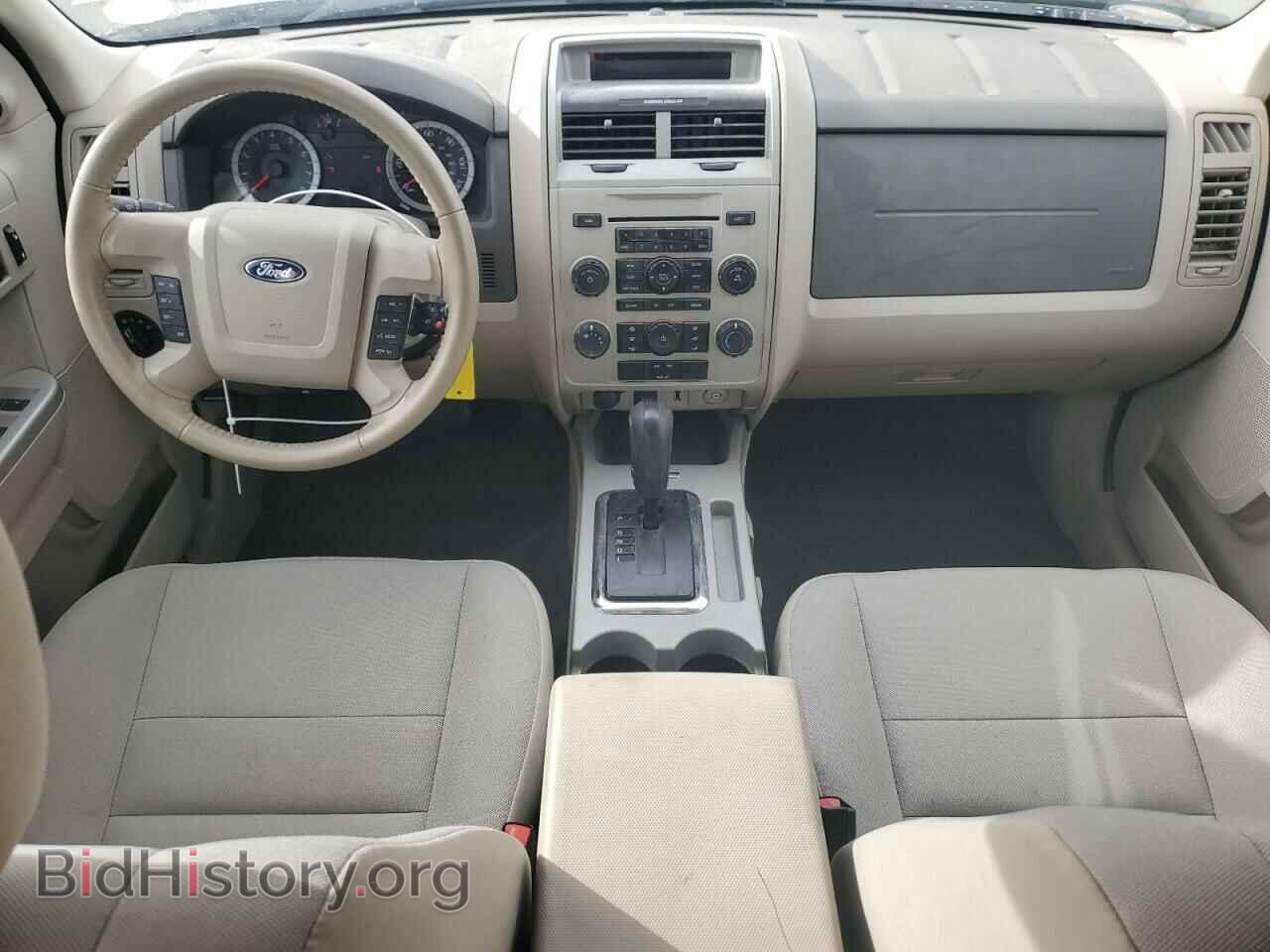 2011 FORD ESCAPE - VIN: 1FMCU9D77BKA21976 - Фото 8