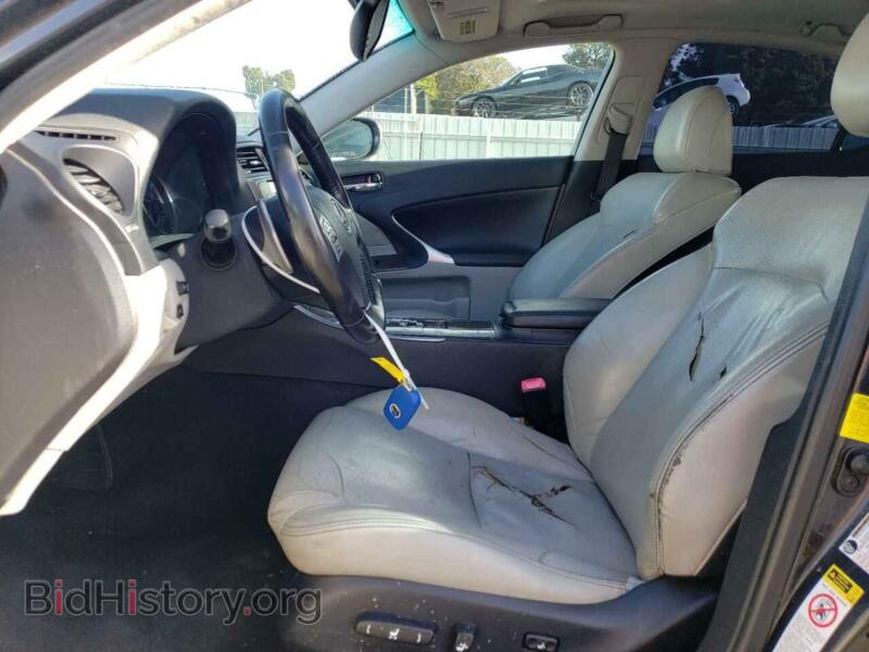 2011 Lexus IS (VIN JTHBF5C26B5151706) — photo 7 of 12