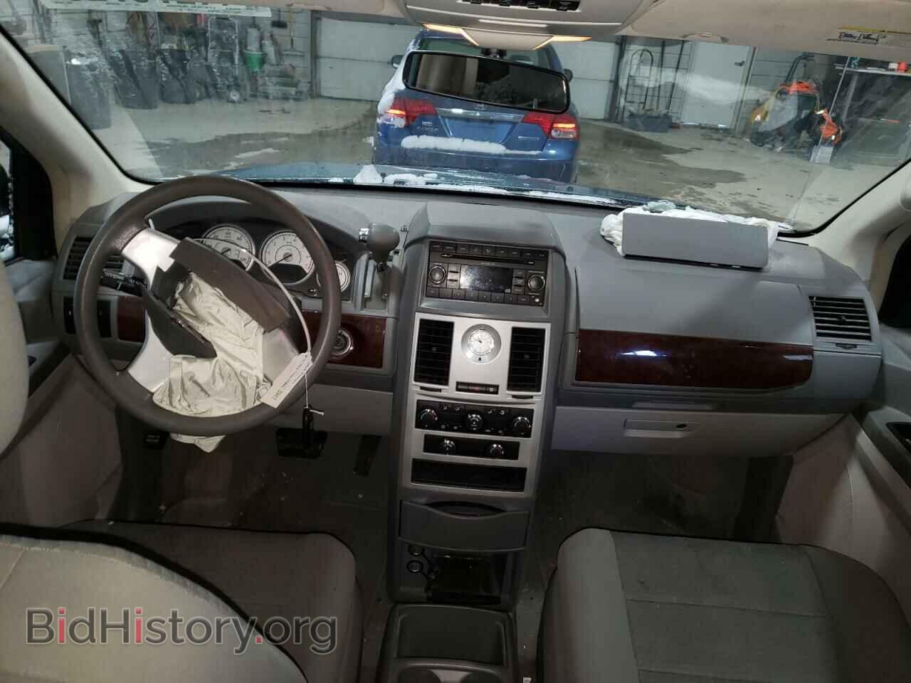 2010 CHRYSLER MINIVAN - VIN: 2A4RR2D1XAR456309 - Фото 8