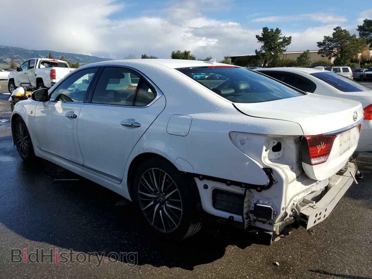 2013 LEXUS LS460 - VIN: JTHBL5EF3D5116018 - Photo 2