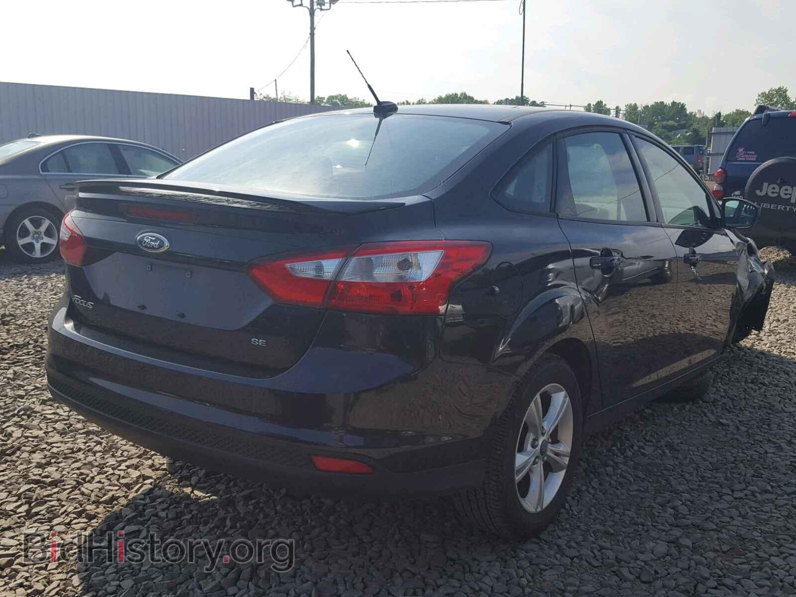 2012 Ford FOCUS (VIN 1FAHP3F29CL345805) — фото 4 из 10