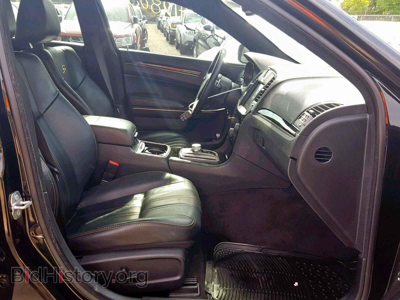 2016 CHRYSLER 300 - VIN: 2C3CCAGG0GH282986 - Photo 5